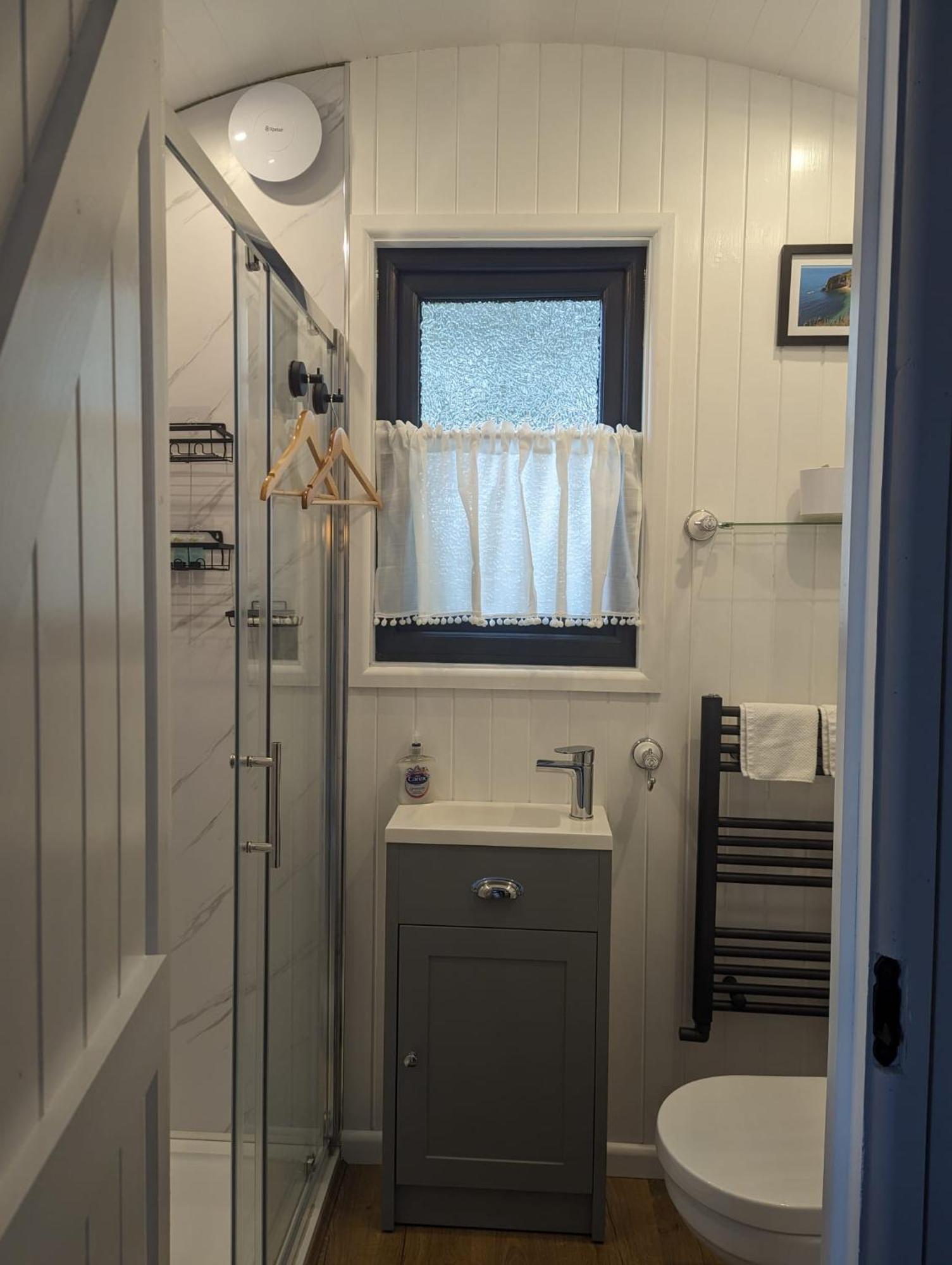 Rusty Duck Retreat Shepherds Hut Shedfield Exterior foto