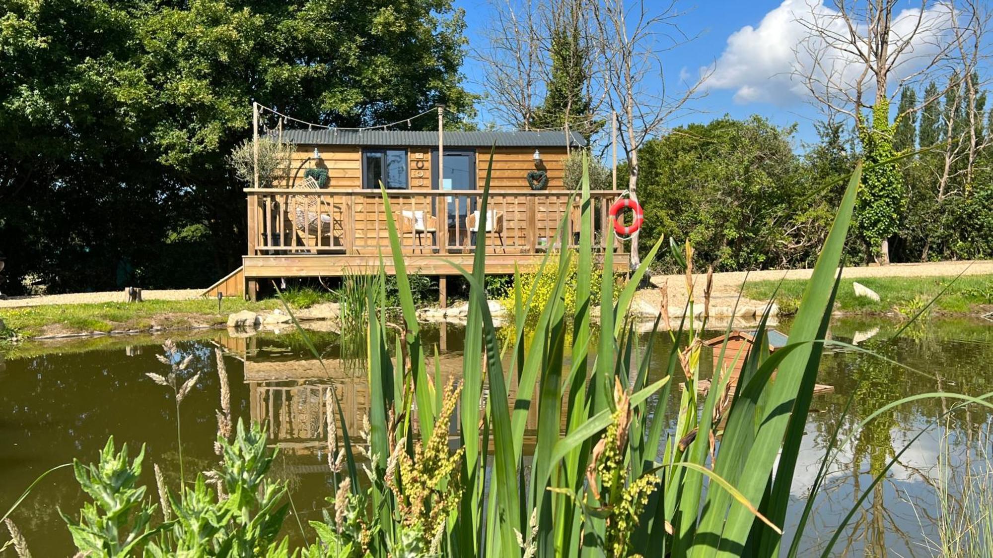 Rusty Duck Retreat Shepherds Hut Shedfield Exterior foto